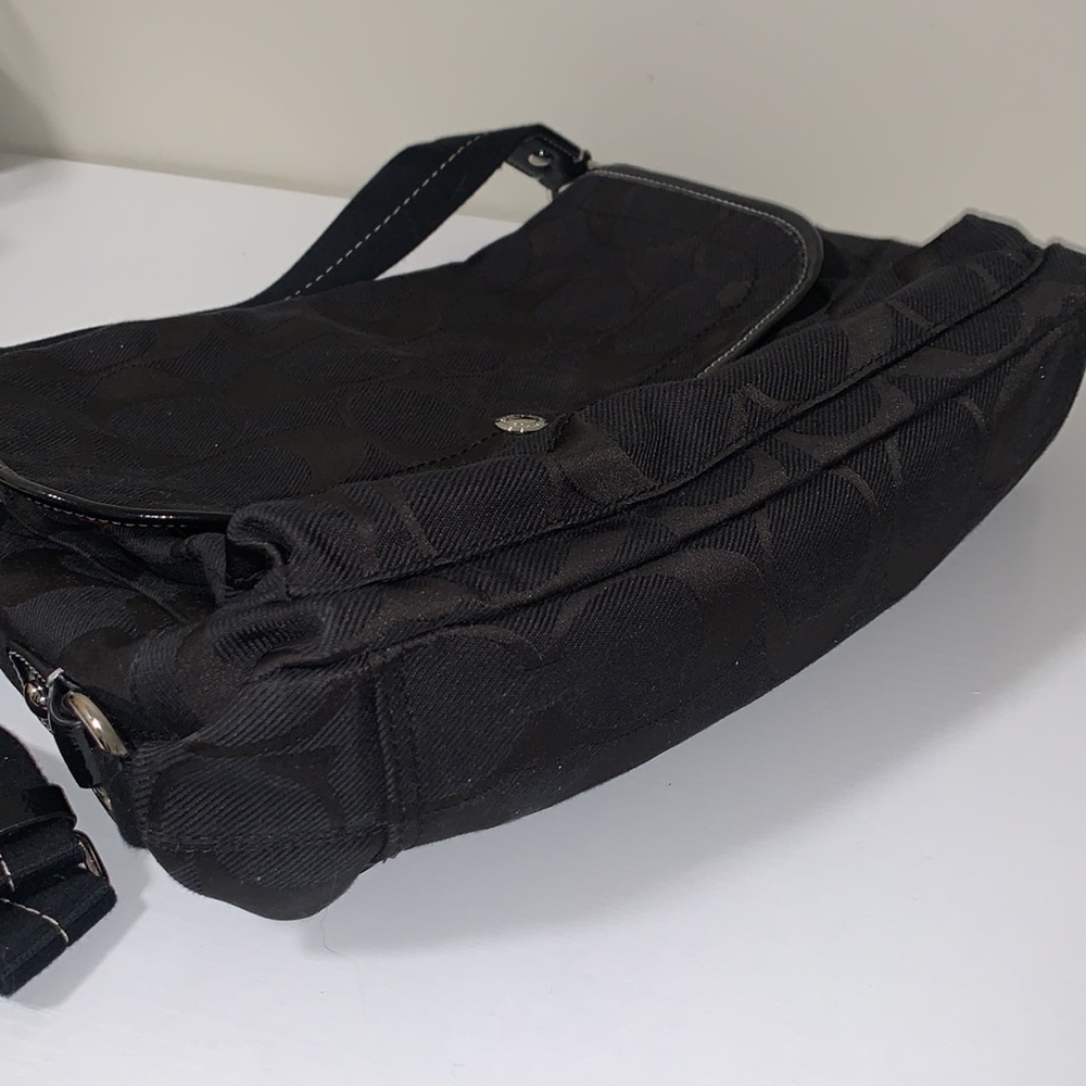 COACH Black Signature Canvas Crossbody Messenger Tote - Picture 4 of 10